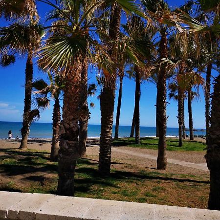 SunnySpainHolidays Apartments Malaga Bagian luar foto