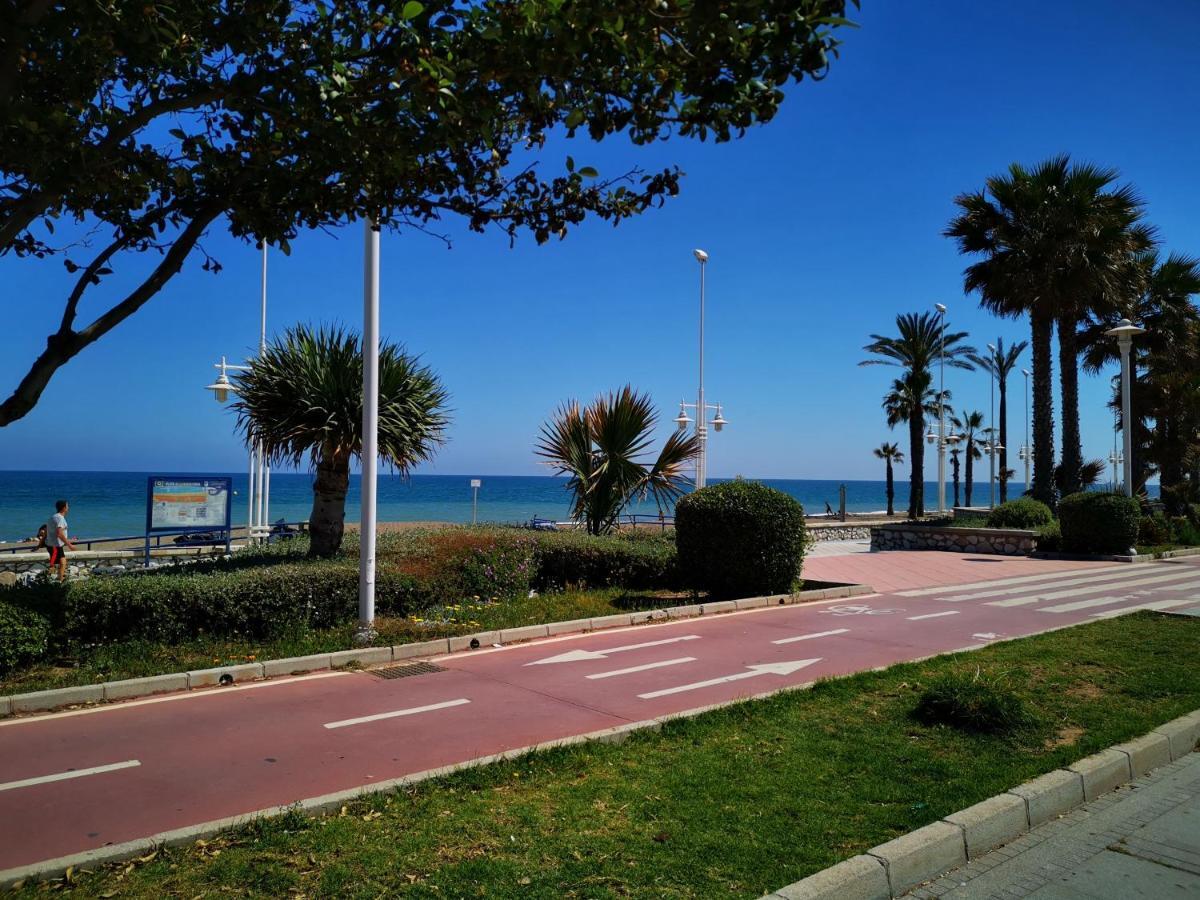 SunnySpainHolidays Apartments Malaga Bagian luar foto