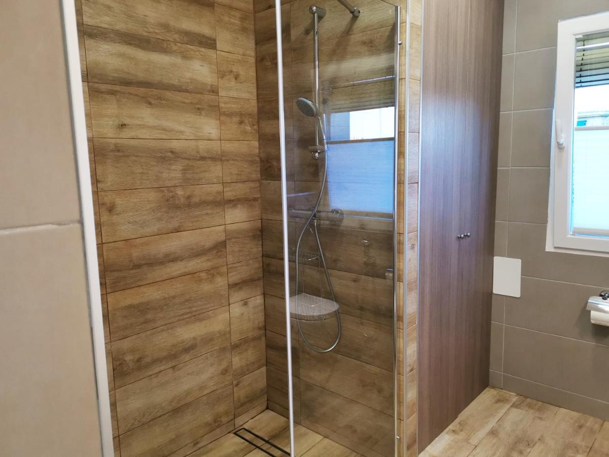SunnySpainHolidays Apartments Malaga Bagian luar foto
