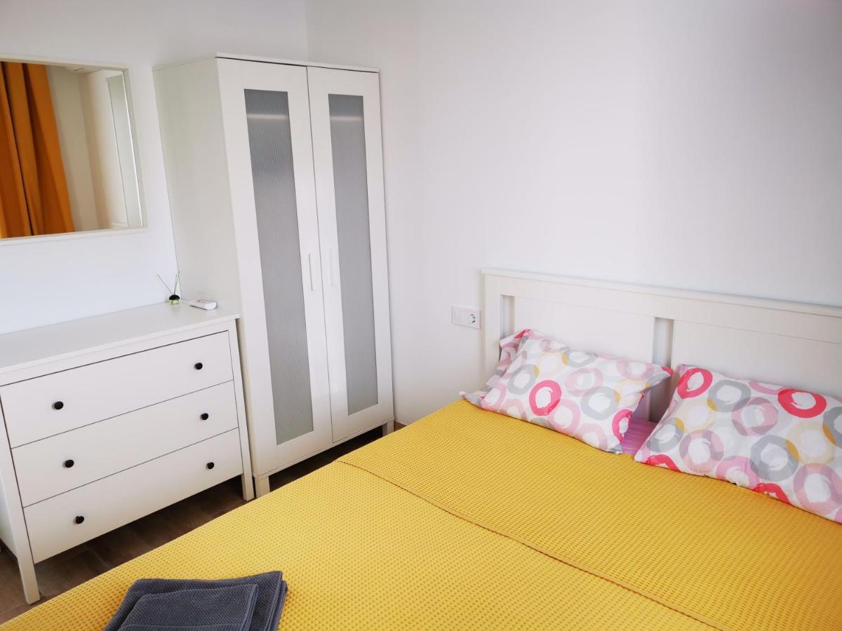 SunnySpainHolidays Apartments Malaga Bagian luar foto
