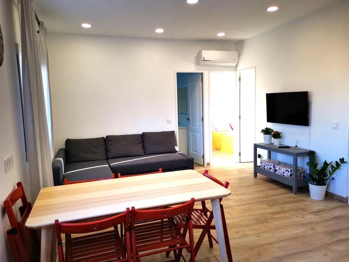 SunnySpainHolidays Apartments Malaga Bagian luar foto