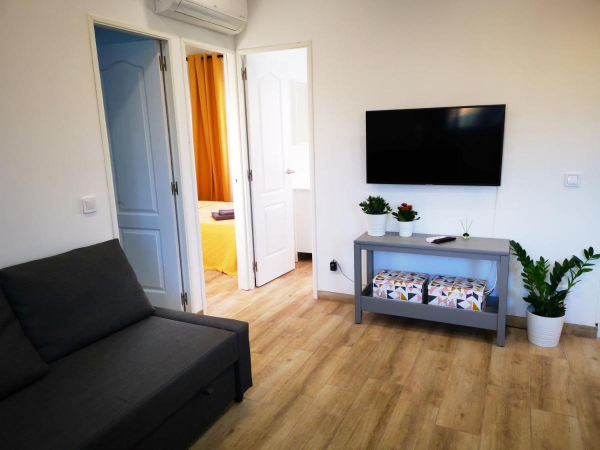 SunnySpainHolidays Apartments Malaga Bagian luar foto
